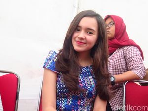 Pengalaman Beby Tsabina Dicium Ibu-ibu Saat Hang Out With All Stars