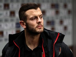 Wilshere di Arsenal U-23: Ribut di Lapangan, Dikartu Merah, Ribut Lagi di Lorong