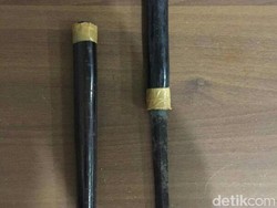 Iri soal Penumpang, Pengemudi Becak Tikam Sopir Taksi Online