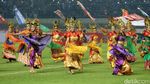 Tarian Tradisional Buka Liga 1 di Stadion GBLA