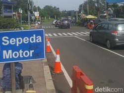 Polisi Berlakukan Satu Arah ke Puncak