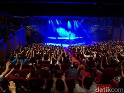 Nonton Sulap di Kapal Pesiar, Seperti Ini Serunya!