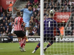 Tundukkan Southampton, City Naik ke Posisi Tiga