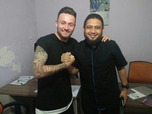Proses Naturalisasi Sedang Berjalan, Marc Klok Segera Jadi WNI Proses Naturalisasi Sedang Berjalan, Marc Klok Segera Jadi WNI