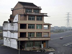 Mengenal Fenomena Nail House: Rumah di Tengah Lokasi Konstruksi