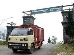 Kisah dari Desa Tertinggi di Pulau Jawa