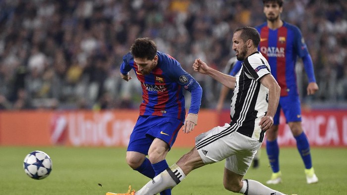 Barca Punya Tiga Monster di Depan, tapi Rentan di Belakang