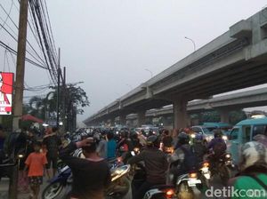 Jalan Kalimalang Bergelombang, Pemudik Diimbau Lewat Pulogadung