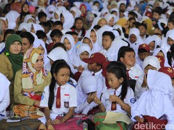 Kemendikbud Ingatkan Perpeloncoan Dilarang Saat Masa Orientasi