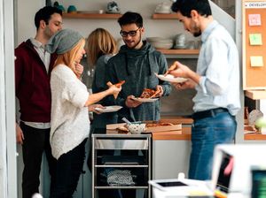 Ini 8 Hal yang Sebaiknya Tak Dilakukan di Pantry Kantor (2)