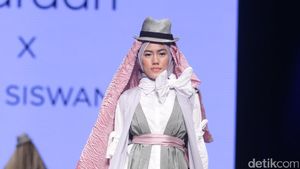 Foto: Koleksi Deden Siswanto di Muslim Fashion Festival 2017
