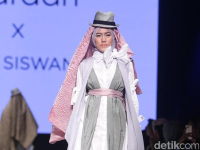 Foto: Koleksi Deden Siswanto di Muslim Fashion Festival 2017