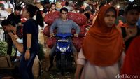 Geliat Pasar Induk Kramat Jati