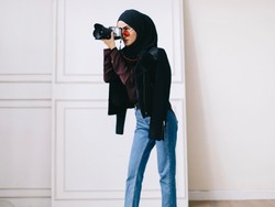 Foto: 4 Model Celana Jeans yang Tren Dipakai Selebgram Hijab