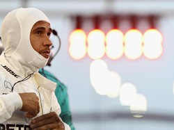 Dapat Penalti, Hamilton Mengaku Salah dan Minta Maaf