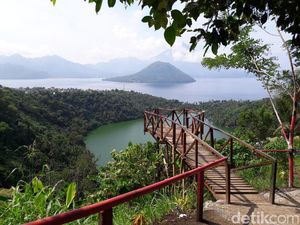Ngade, Danau Rasa Raja Ampat