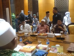 Temui Fadli Zon, Sejumlah Ulama Minta Al-Khaththath Dibebaskan