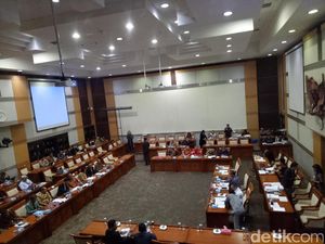 Desak KPK Buka Rekaman Pemeriksaan Miryam, DPR Gulirkan Hak Angket Desak KPK Buka Rekaman Pemeriksaan Miryam, DPR Gulirkan Hak Angket