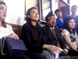 Barang-barang Mahalnya Masih Ditahan Atalarik, Marwa Fokus Ketemu Anak