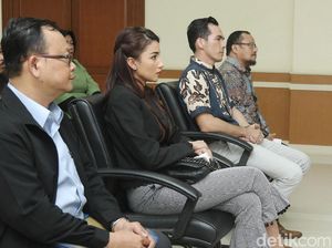 Gugatan Cerai Dikabulkan, Tsania Marwa Kecewa Tak Dapat Hak Asuh Anak