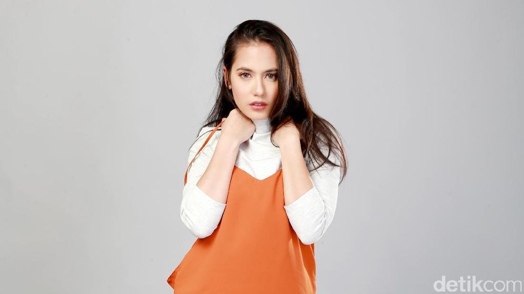 Kisah Menginspirasi Pevita Pearce Tentang Sosok Kedua Orangtua Kisah Menginspirasi Pevita Pearce Tentang Sosok Kedua Orangtua