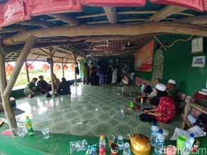 Apa Alasan Mbah Fanani Hijrah Bertapa dari Dieng ke Indramayu?