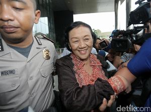 Eks Sekjen Kemendagri Kembali Diperiksa KPK Eks Sekjen Kemendagri Kembali Diperiksa KPK