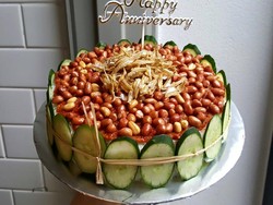 Gurihnya! Kue Ulang Tahun Ini Dibuat dari Nasi Lemak