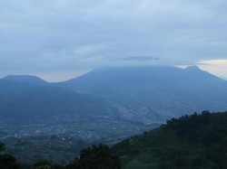 Meski Mendung, Sunrise di Sikunir Tetap Dramatis