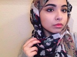 Remaja Arab di AS Viral karena Kirim Pesan ke Ayahnya Ingin Buka Jilbab
