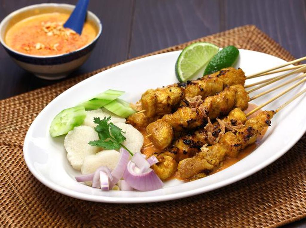Sate Ambal dan Sate Blora, Sate Bersaus Unik dari Jawa Sate Ambal dan Sate Blora, Sate Bersaus Unik dari Jawa