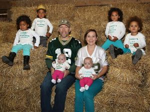 Unik, 3 Pasang Kembar Ini Lahir di Tanggal yang Sama Tapi Beda Tahun