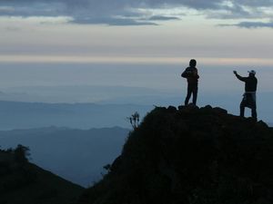 Kunjungan Wisatawan ke Dieng Turun Akibat Letusan Kawah Sileri