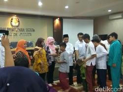 Jelang Pencoblosan, KPU DKI Gelar Doa Bersama Anak Yatim