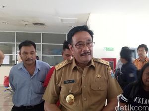 Djarot Imbau Buruh Tertib dan Jaga Kebersihan Saat May Day