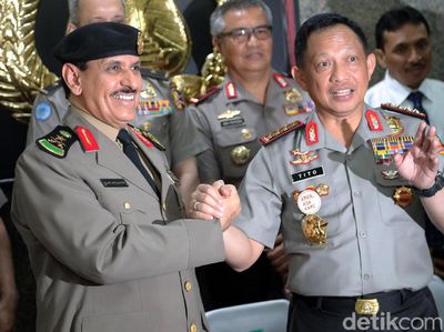 Kapolri Bertemu Kepolisian Arab Bahas Terorisme