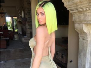 Foto: Selebriti yang Tampil Super Seksi di Coachella