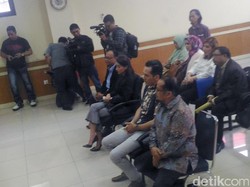 Datang di Sidang Cerai Kedua, Tsania Marwa dan Atalarik Jalani Mediasi
