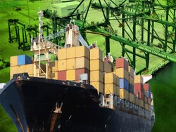 Ada 17 Kapal Raksasa, Bersandar di Priok Tiap Minggu