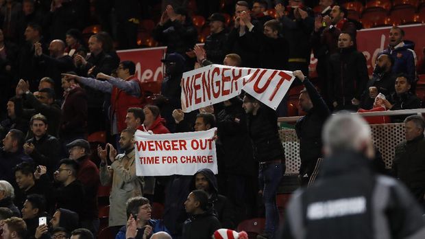 Desakan mundur sudah didapat Arsene Wenger dalam beberapa musim terakhir.