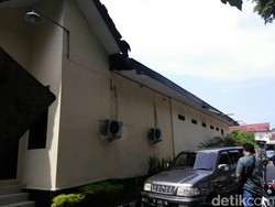 Polisi Temukan Gergaji di Kamar Mandi Tempat 17 Tahanan Kabur