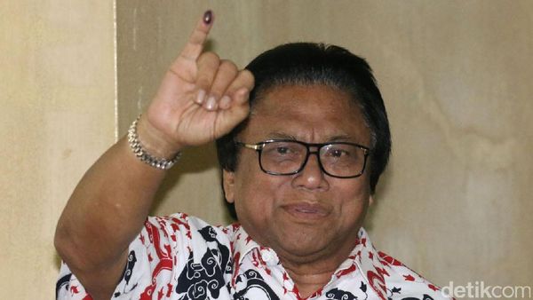 OSO Gunakan Hak Suaranya di Pilgub DKI