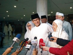 Sarapan Sandiaga Jelang Pencoblosan: Oatmeal dan Roti Lapis