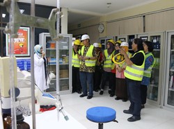 Badan Standarisasi Nasional Kunjungi Pabrik Pelumas Pertamina