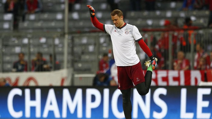Neuer Absen Delapan Pekan