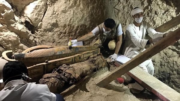 Mumi Berusia 3.500 Tahun Ditemukan di Mesir