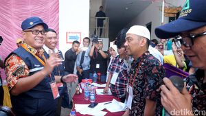 Ketua KPU Arief Budiman Tinjau Pencoblosan