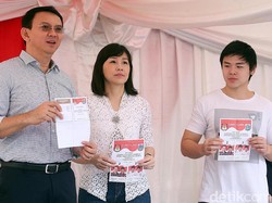 Foto: Adu Gaya Istri Cagub-Cawagub Saat Nyoblos di Pilkada DKI Putaran 2