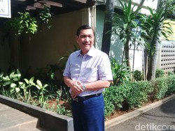 Selesai Nyoblos, Luhut: Pilkada Jangan Rusuh, Semua Harus Tenang
