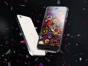 Aquos R, Si Gahar Pesaing Galaxy S8